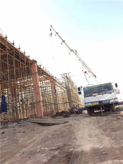 城口县吊车作业的安全注意事项有哪些？