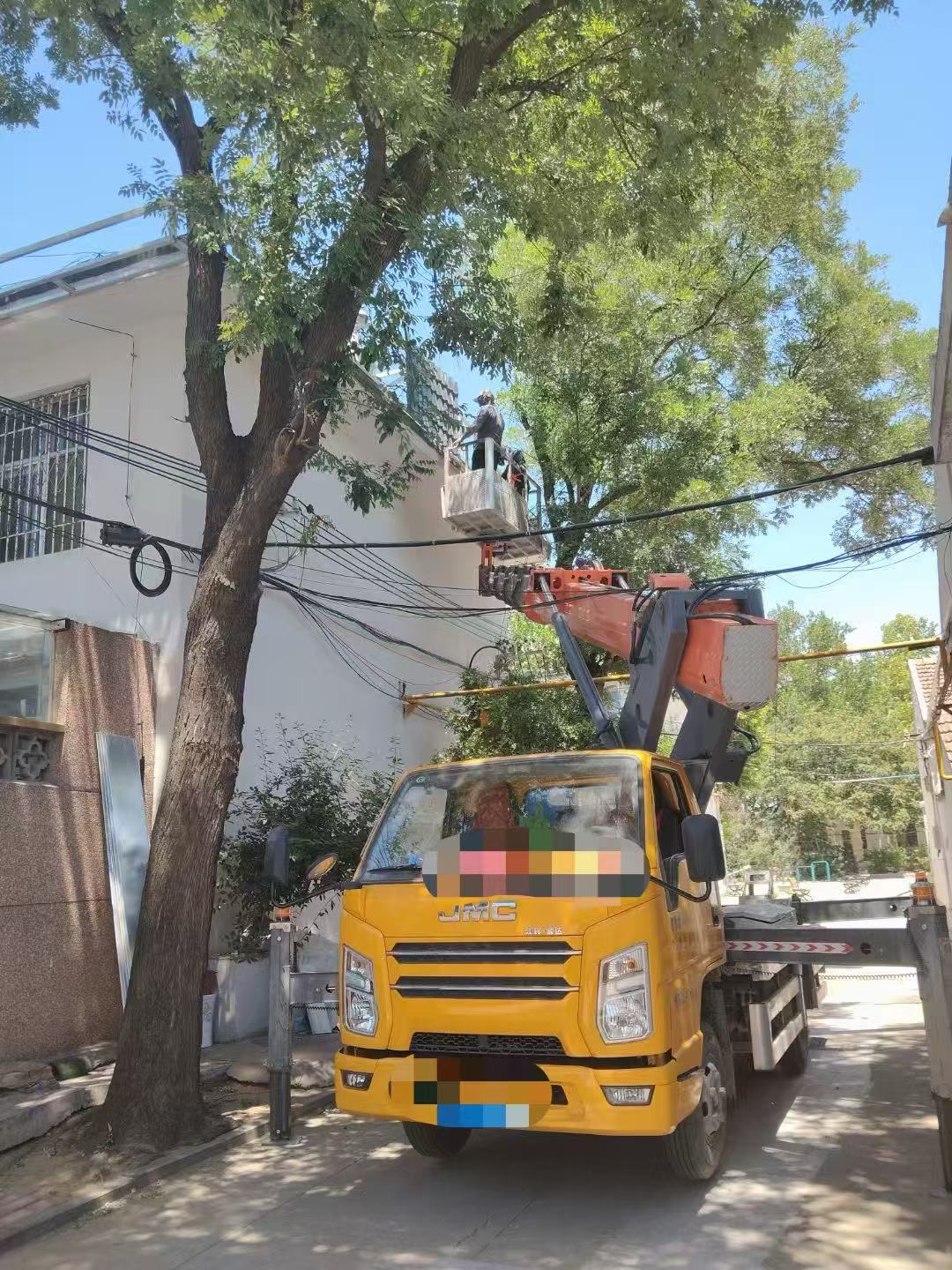 城口县高空作业车能吊装重物吗？最大承载多少公斤？