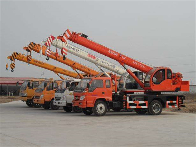 城口县设备出现故障导致停工，怎么处理？是否有备用设备替换？