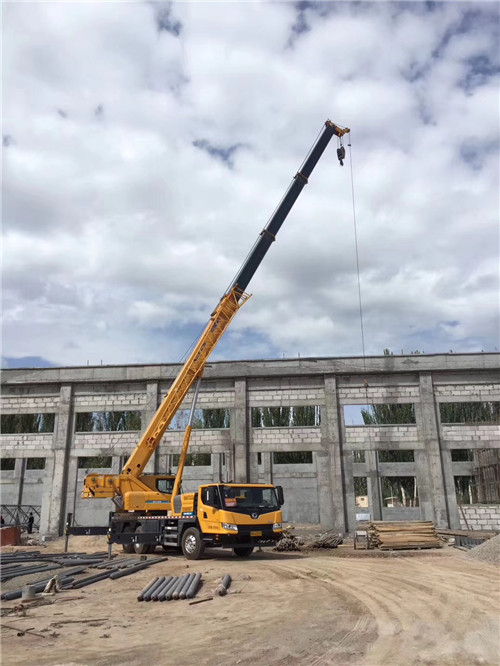 城口县吊装作业前会做设备检查吗？安全保障措施有哪些？